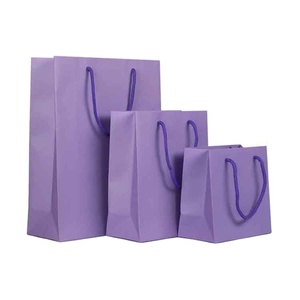 Edredón, Sábana, Bolsa de Embalaje de Papel - Product Image 1
