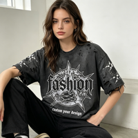 T-shirt OEM noir délavé et vieilli à imprimé gothique pour femme, personnalisé, avec bords déchirés et effilochés, coupe oversize, style streetwear, à manches courtes
