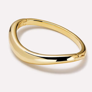 LUCKYJIU personalizzato 18K placcato oro acciaio inossidabile onda dichiarazione braccialetto impermeabile appannamento libero alla moda braccialetto - Product Image 1