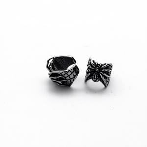 Pendientes de Oreja para Hombre, Acero Inoxidable 316L, Resistentes al Agua y al Deslustre, Diseño de Telaraña, Clip para Cartílago, Estilo Punk Rock, Regalo Único - Product Image 3