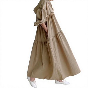 Robe maxi décontractée en coton de couleur unie, manches trois quarts bouffantes, coupe ample, ourlet étagé avec poches pour un usage quotidien - Product Image 3
