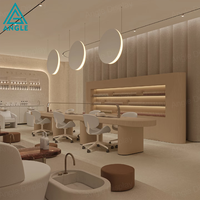 Vitrine d'exposition LED écologique pour vernis à ongles, étagères personnalisables, présentoir tendance pour cosmétiques et soins de la peau, décoration de magasin