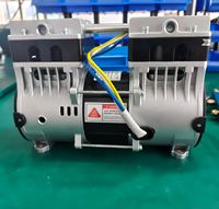 Pompe à vide à piston sans huile conçue pour les aspirateurs de mucosités et les équipements de beauté, atteignant -98 kPa sur alimentation CC 12 V, 24 V ou 48 V