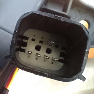 Feux antibrouillard avant halogènes pour Cadillac Escalade 2015-2020, type Wolf Lake, références 84575578 et 84575577 - Product Image 1