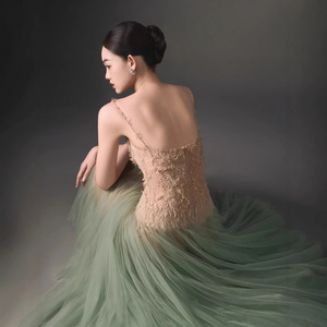 Di fascia alta bellissimo <span class=keywords><strong>abito</strong></span> moderno di nicchia del Vietnam <span class=keywords><strong>abito</strong></span> da fata da donna con lacci e Design sfumato verde menta <span class=keywords><strong>in</strong></span> Mesh - Product Image 2