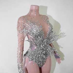 Justaucorps de luxe orné de strass, col en V profond, motif soleil en cristal, dégradé ombré transparent, fait main, pour scène et concert - Product Image 3