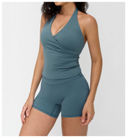 Ensemble de vêtements de sport grande taille personnalisé pour la gym et le yoga, comprenant un haut court moulant à col licou et pantalon de fitness taille haute avec logo frontal