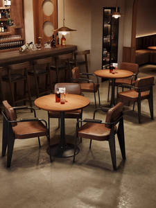 Ensemble table et chaises de style rétro américain pour petit bistrot, café, restaurant commercial Qingba, thème occidental, <span class=keywords><strong>bar</strong></span>, style tendance sur internet, solide - Product Image 5