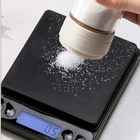 Salière moderne et minimaliste de style nouveau, distributeur de sel de cuisine en verre, pot à épices hermétique, résistant à l'humidité et compatible micro-ondes