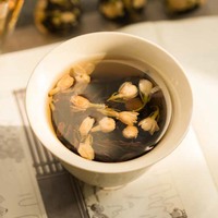 Boules de thé noir de fleurs séchées du Yunnan naturelles de haute qualité faites à la main chinoises thé en fleurs