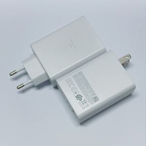 Cargador Rápido Eléctrico de 65W PD 3.0 QC3.0, 2 Puertos Tipo-C, 1 Puerto USB, Certificado CE/FCC, Compatible con Enchufes de EE. UU./Reino Unido/UE para S20 Ultra/S20+/Android - Product Image 6