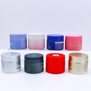 Tarros Cosméticos de Vidrio Blanco Opalino de 50g para Crema, con Impresión de Logotipo Personalizado a Precio de Fábrica - Product Image 2