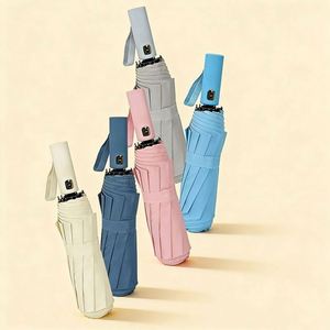 Parapluie pliable 3 volets le plus populaire, protection UV, pluie et soleil, design moderne pour les voyages, parapluie avec impression de logo - Product Image 2