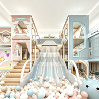 Aoleao Custom Comet Aire de jeux intérieure avec toboggan, piscine à balles, mur d'escalade, panneau interactif pour enfants, jeux souples certifiés CE TUV CPC