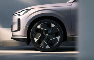 <span class=keywords><strong>Volvo</strong></span> XC70 AWD Deluxe 2026, SUV moyen à vendre, automatique 8 vitesses, 2.0T <span class=keywords><strong>hybride</strong></span>, performances, intérieur foncé, conduite à gauche, voiture familiale - Product Image 6