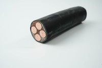 Cable WDZB-YJY 0.6/1kV de Baja Emisión de Humo, Aislamiento de PVC, IP67, para Uso Marino e Industrial, Retardante de Llama 90