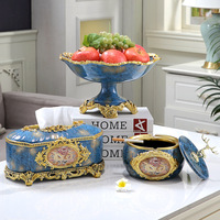 Assiette à fruits d'art populaire européen en résine époxy, ensemble de trois pièces, sculpture artistique personnalisée, figurine de luxe pour table basse de salon