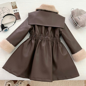 Nuevo Estilo de Invierno, Abrigo de Cuero PU con Forro Polar para Niñas, Ropa Elegante para Niñas de 80-150 cm - Product Image 2