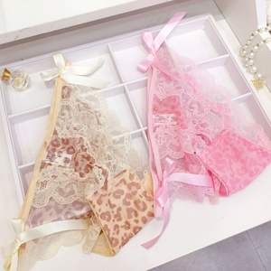 <span class=keywords><strong>String</strong></span> en dentelle imprimé léopard pour <span class=keywords><strong>femme</strong></span>, lingerie sexy en maille transparente avec strass latéraux - Product Image 3