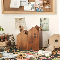 Boîte de rangement en bois de style japonais rétro en forme de maison - Organisateur de bureau vintage, design ouvert, structure en bois robuste, boîte à crayons en bois