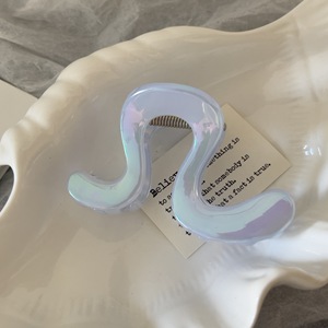 Elegante Pinza de Pelo de Plástico con Diseño de Tiburón de 8 cm, Pinza Geométrica para el Cabello para Mujeres y Niñas, Accesorio para Cola de Caballo, Venta al por Mayor - Product Image 5