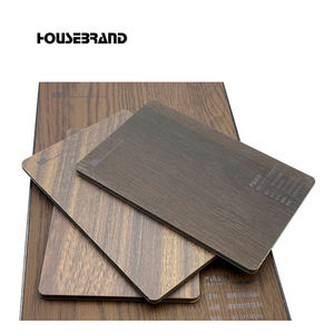 Panneaux muraux WPC modernes à succès, imperméables et ignifuges, avec <span class=keywords><strong>un</strong></span> design cannelé, matériau composite bois-plastique écologique - Product Image 1