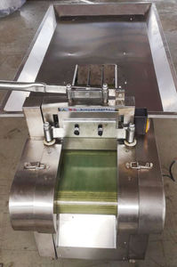 آلة قطع أوراق شاي الأعشاب الأوتوماتيكية ، آلة قطع جذور أعشاب الأعشاب البحرية عرق السوس - Product Image 3