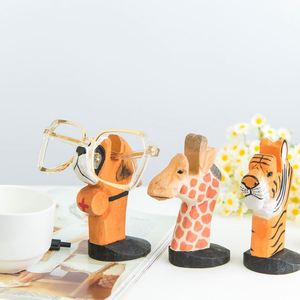 Présentoir artisanal en bois massif écologique pour lunettes, sculpté, idéal pour Noël - Product Image 1