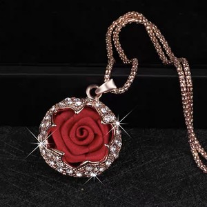 Rose Pendant Alloy Necklace Women's Sweater Chain Long Charm Fashion Accessory Gift Jewelry - Product Image 1
