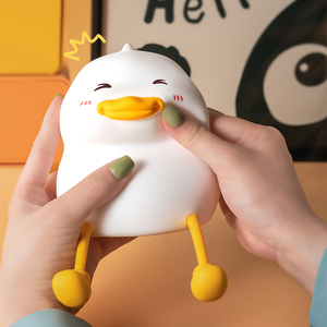 Mini Tisch lampe mit Telefon halter Touch Switch Powered <span class=keywords><strong>Toy</strong></span> Geschenk für Kinderzimmer Niedliche wiederauf ladbare Silikon Ente Nachtlicht - Product Image 5