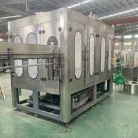 Ligne de remplissage d'eau électrique entièrement automatique pour jus et bouteilles en plastique 200 ml, équipement de production de boissons à haute productivité