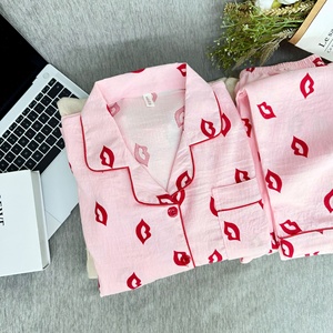 Pijamas de Mujer para Primavera y Otoño, de Algodón Suave, Cintura Elástica, Manga Larga, Pantalones Largos, Conjunto Sexy con Estampado de Labios, Holgado e Informal para Dormir - Product Image 2