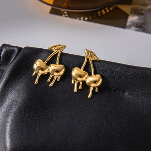 ต่างหูเชอร์รี่หยดน้ำเคลือบทอง 18K สแตนเลสสตีล เครื่องประดับแฟชั่น ต่างหูผู้หญิง - Product Image 4