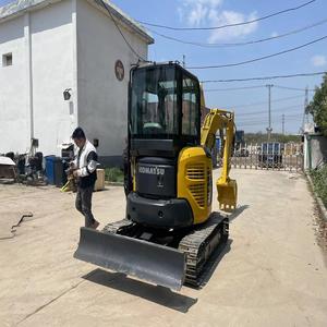 Mini-excavatrice Komatsu PC35 d'occasion, 3,5 tonnes, japonaise, avec pompe hydraulique KYB et roulement, à vendre - Product Image 2