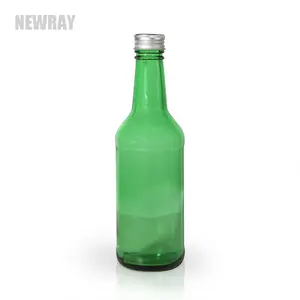 Liquore sapore di frutta bottiglia Soju vino spumante verde bevanda alcolica bottiglia di vetro 360ml 500ml con tappo a vite in alluminio