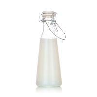 380ml 520ml 1020mlフルーツワイン用のカスタマイズされた最高級ガラス瓶シリコンと木製キャップ付きのワインミルクを読む