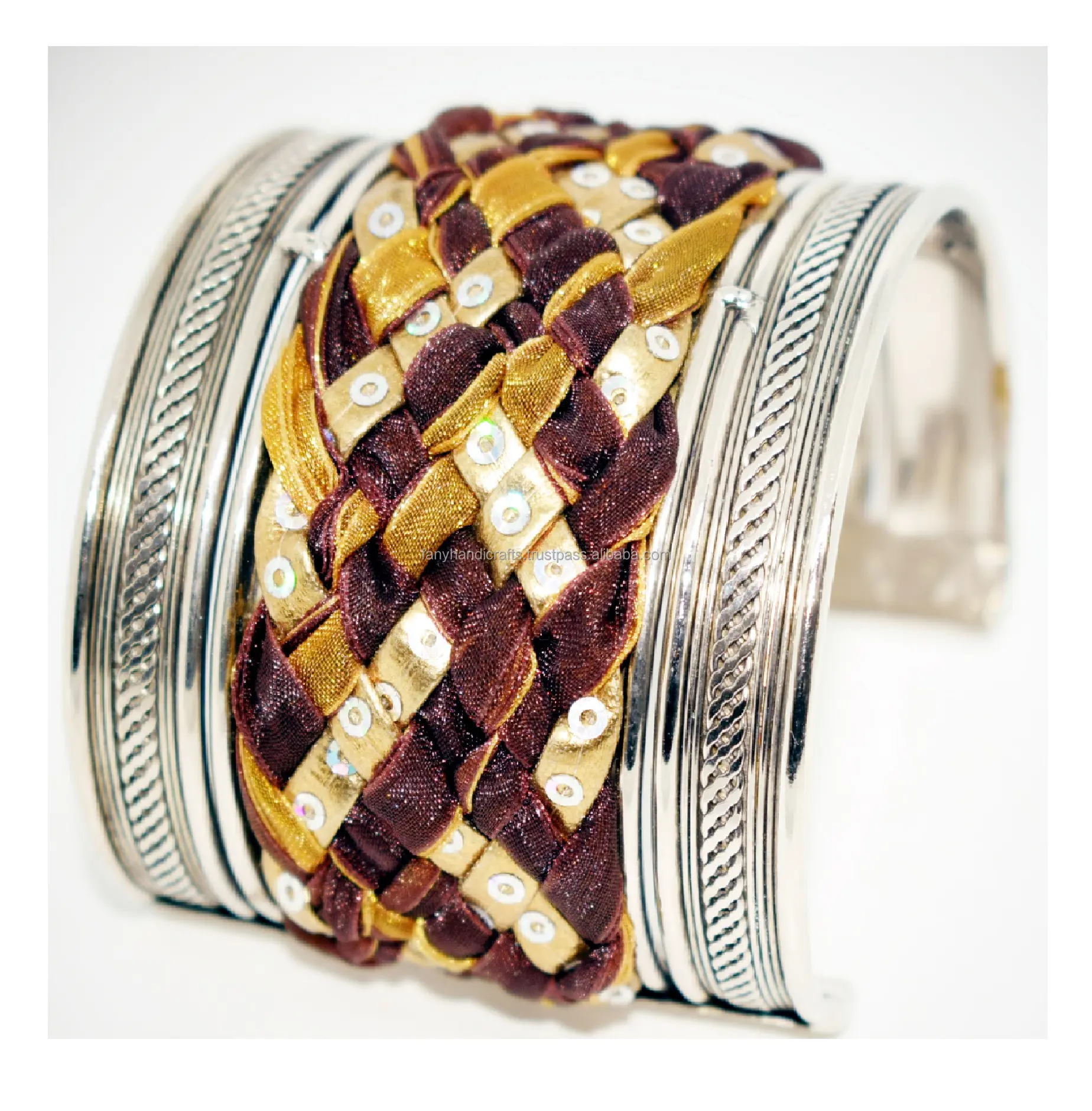 Wholesale Adjustable Inlaid Metal Skulls Stars Bracelets Handmade Multilayer cuff bracelet ethnic lace