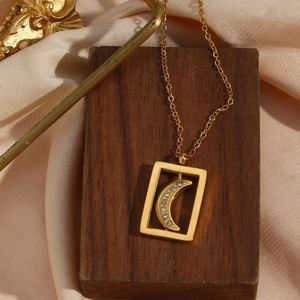 Collar con colgante de circón De Luna hueca giratorio minimalista para mujer, joyería de diseño de acero inoxidable - Product Image 5