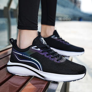 Chaussures de sport polyvalentes en maille les plus vendues à la mode avec effet de rehaussement de semelle épaisse, confortables et respirantes - Product Image 4