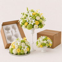 Urne sur piédestal en porcelaine blanche gaufrée, grande décoration florale de table pour mariage, centre de table décoratif pour arrangements floraux