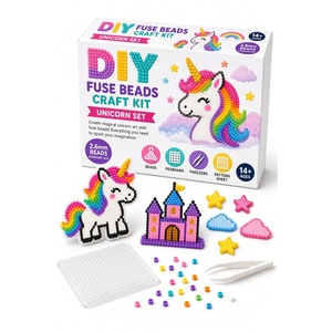 Kit de loisirs créatifs DIY Ocean Set avec perles à fusionner, planche à perles, pincettes et perles en plastique pour les 14 ans et plus - Product Image 5