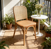 Chaises de salle à manger empilables en rotin et bois de caoutchouc de haute qualité, design traditionnel, pour hôtels, bureaux, appartements et maisons - Vente en gros