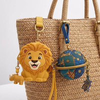 Porte-monnaie en silicone motif ethnique masque tribal africain lion, porte-clés dessin animé 3D, rangement pour écouteurs, logo personnalisé, vente en gros