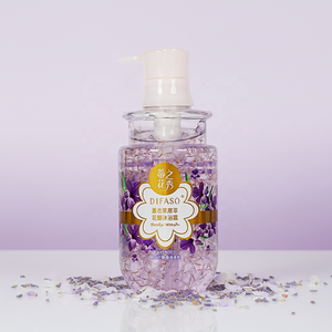 Sabun Mandi Busa Anti-Penuaan 480ml Terinspirasi Kelopak Bunga dengan Niacinamide, Pemutih, dan Fitur Busa - Product Image 2