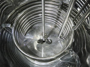 广州制造高品质不锈钢搅拌器自动香水制作混合机300L容量工厂 - Product Image 2