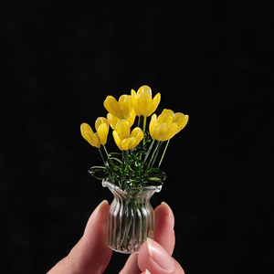 Ramo de Flores Pequeñas de Cristal Hecho a Mano, Arreglo Floral de Cristal, Flor Eterna de Cristal, Mini Flor Artesanal de Regalo - Product Image 2