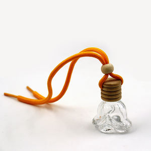 Flacon de parfum vide en verre transparent de 5 ml et 8 ml pour diffuseur d'air frais de voiture avec couvercle en bois et cordon coloré - Product Image 4