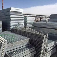 Prix usine meilleure qualité GI grillage Q235/Q215 panneau de caillebotis en acier 0.3 ~ 200mm grille pour l'industrie du meuble API soudage coupe