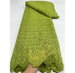 Venta al por mayor de fábrica: Cordón bordado de guipur soluble en agua, tela de encaje de 5 yardas para ropa de mujer. - Product Image 6