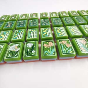 Mary Benson Art – Tuiles de Mahjong en Acrylique Dessinées à la Main, Qualité Supérieure, Style Luxe, Portables, pour 4 Joueurs, Deux Types de Mahjong - Product Image 1